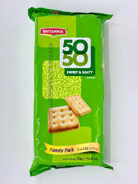 Britannia 50-50 Sweet&Salty Family Pack 372gms